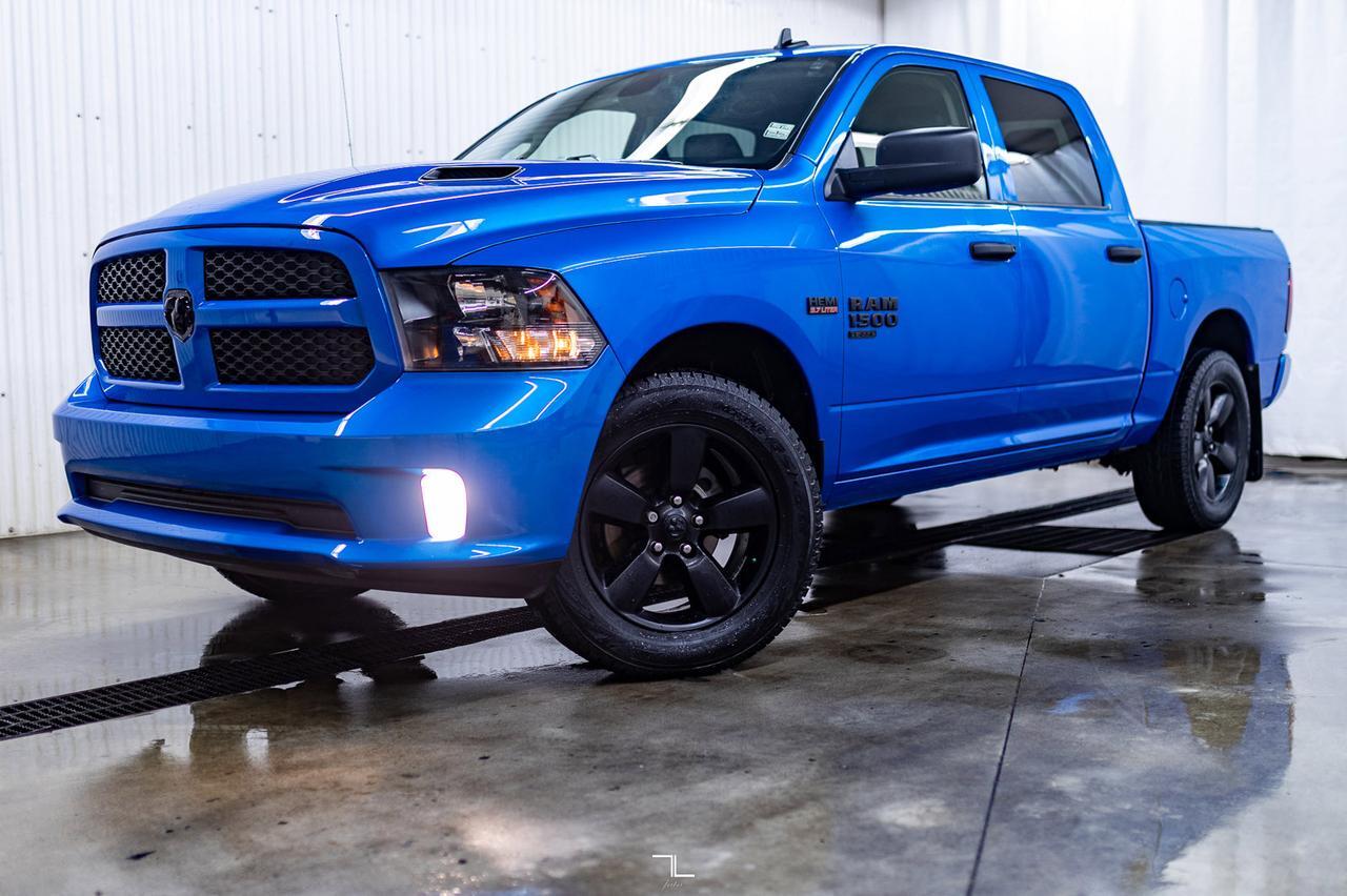 2021 Ram 1500 Classic 4x4 Crew Cab Express HEMI Leather BCam Red Deer AB
