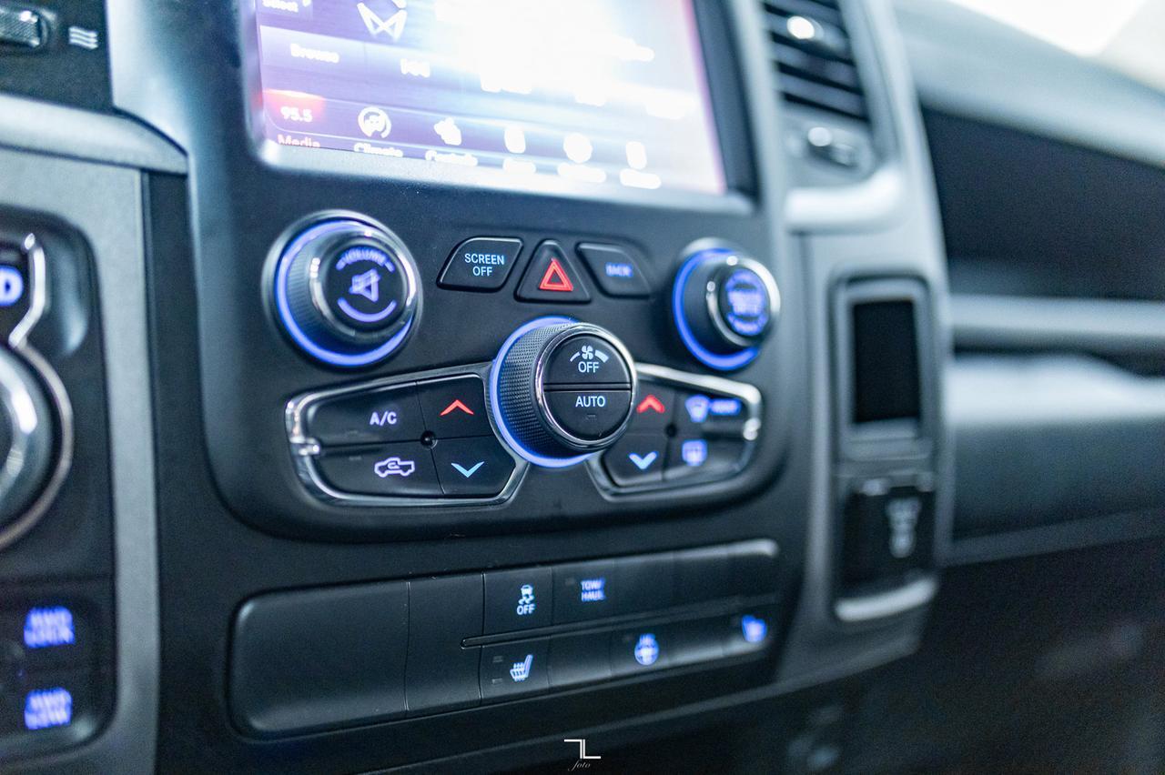 2021 Ram 1500 Classic 4x4 Crew Cab Express HEMI Leather BCam Red Deer AB