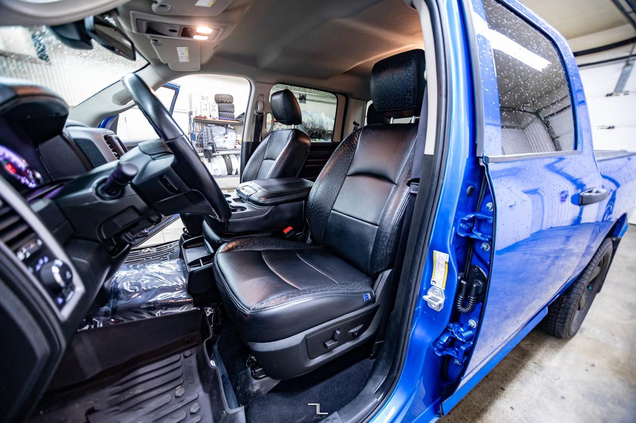 2021 Ram 1500 Classic 4x4 Crew Cab Express HEMI Leather BCam Red Deer AB