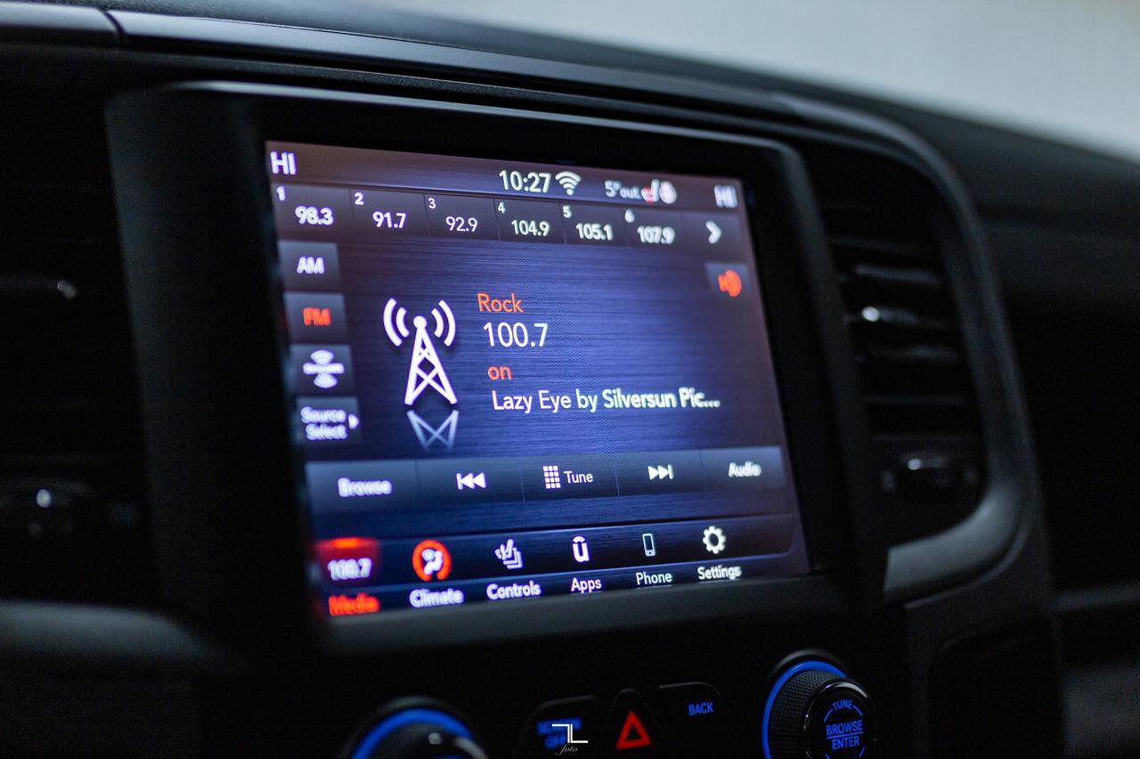 2021 Ram 1500 Classic 4x4 Crew Cab Express Leather BCam Red Deer AB