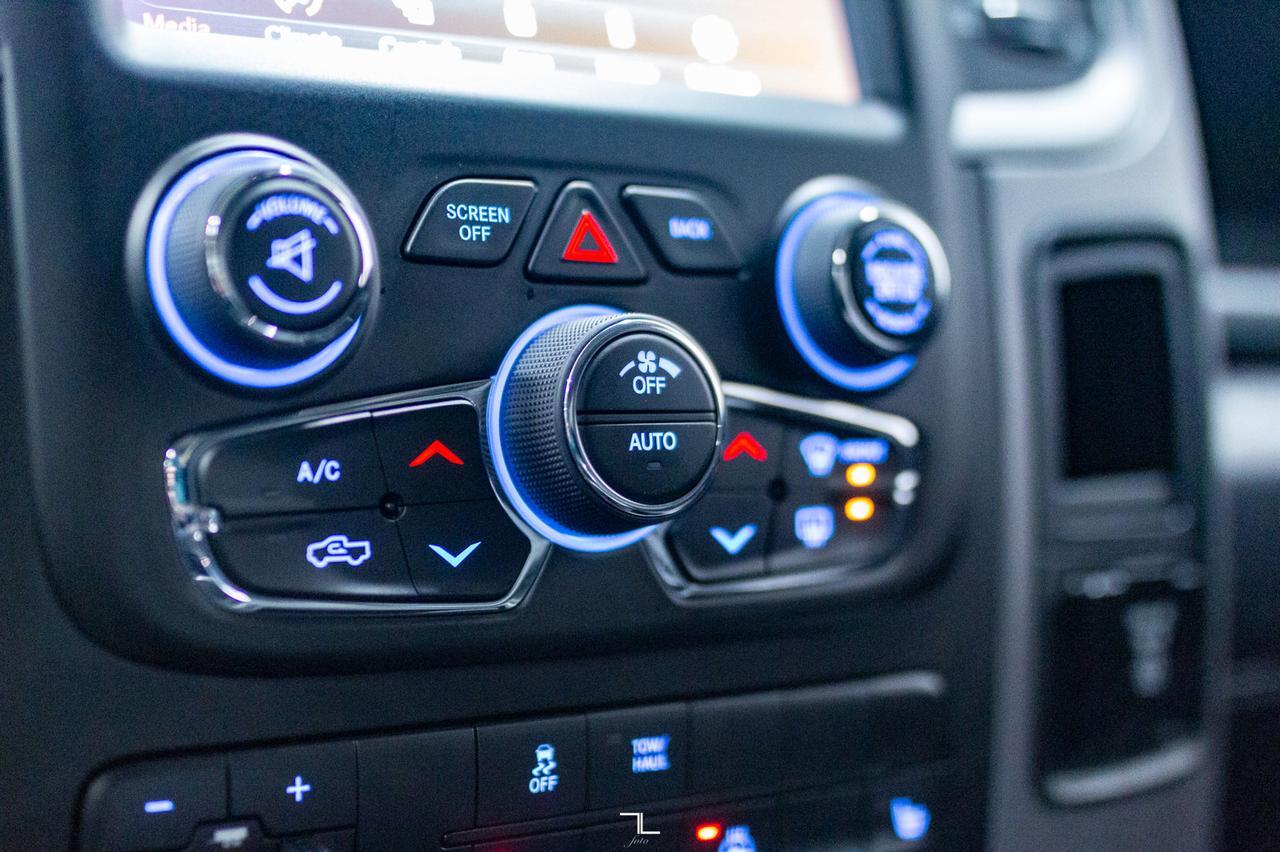 2021 Ram 1500 Classic 4x4 Crew Cab Express Leather BCam Red Deer AB