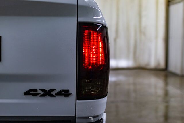 2021 Ram 1500 Classic 4x4 Crew Cab Express Leather BCam Red Deer AB