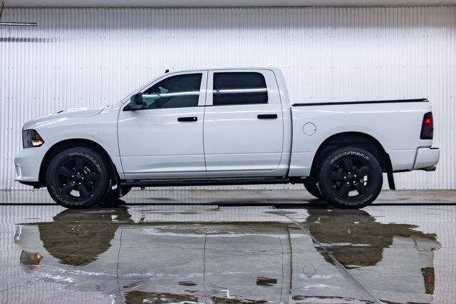 2021 Ram 1500 Classic 4x4 Crew Cab Express Leather BCam Red Deer AB