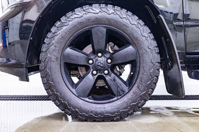 2021 Ram 1500 Classic 4x4 Crew Cab Express Night BCam Red Deer AB