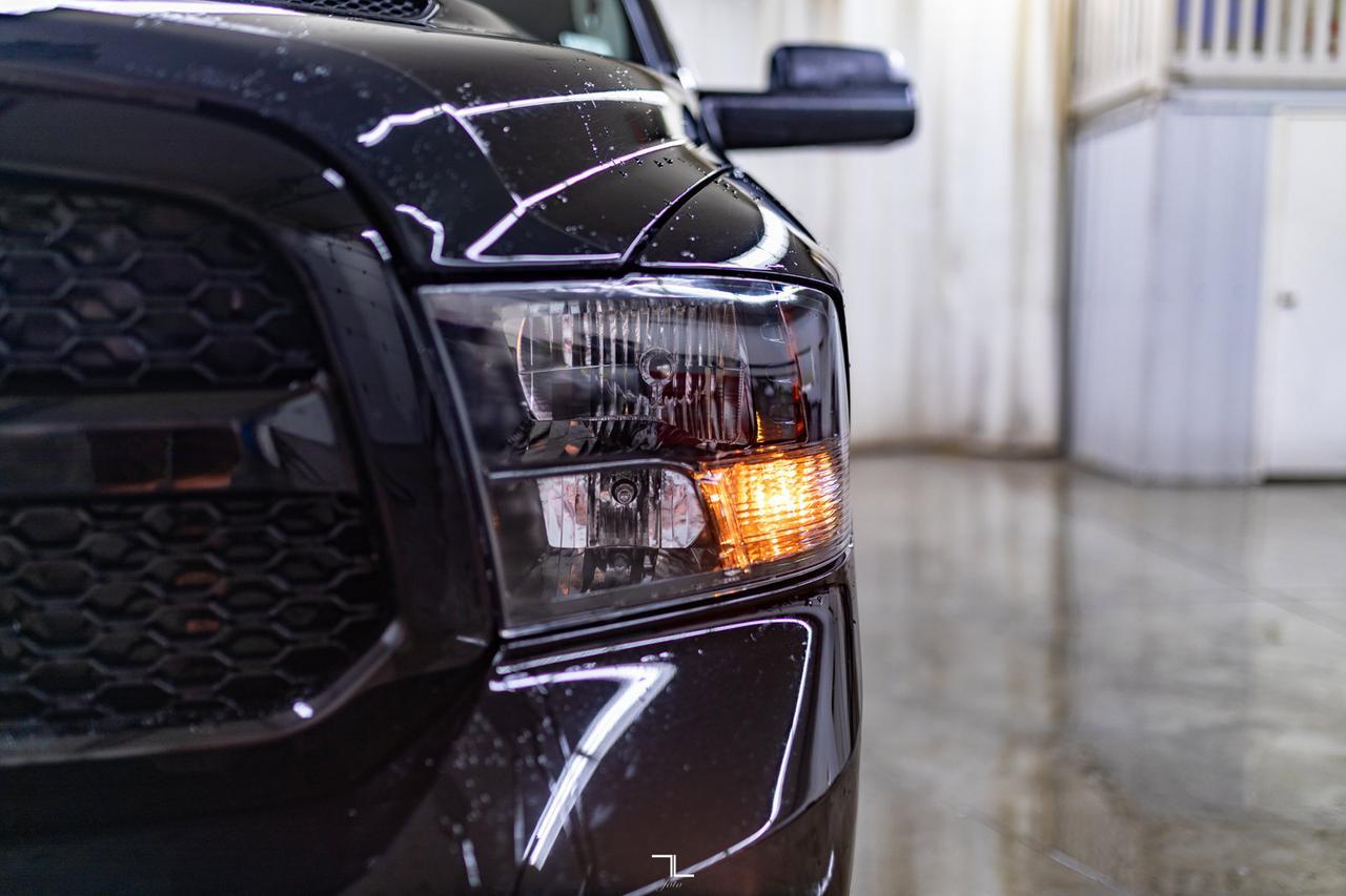 2021 Ram 1500 Classic 4x4 Crew Cab Express Night BCam Red Deer AB
