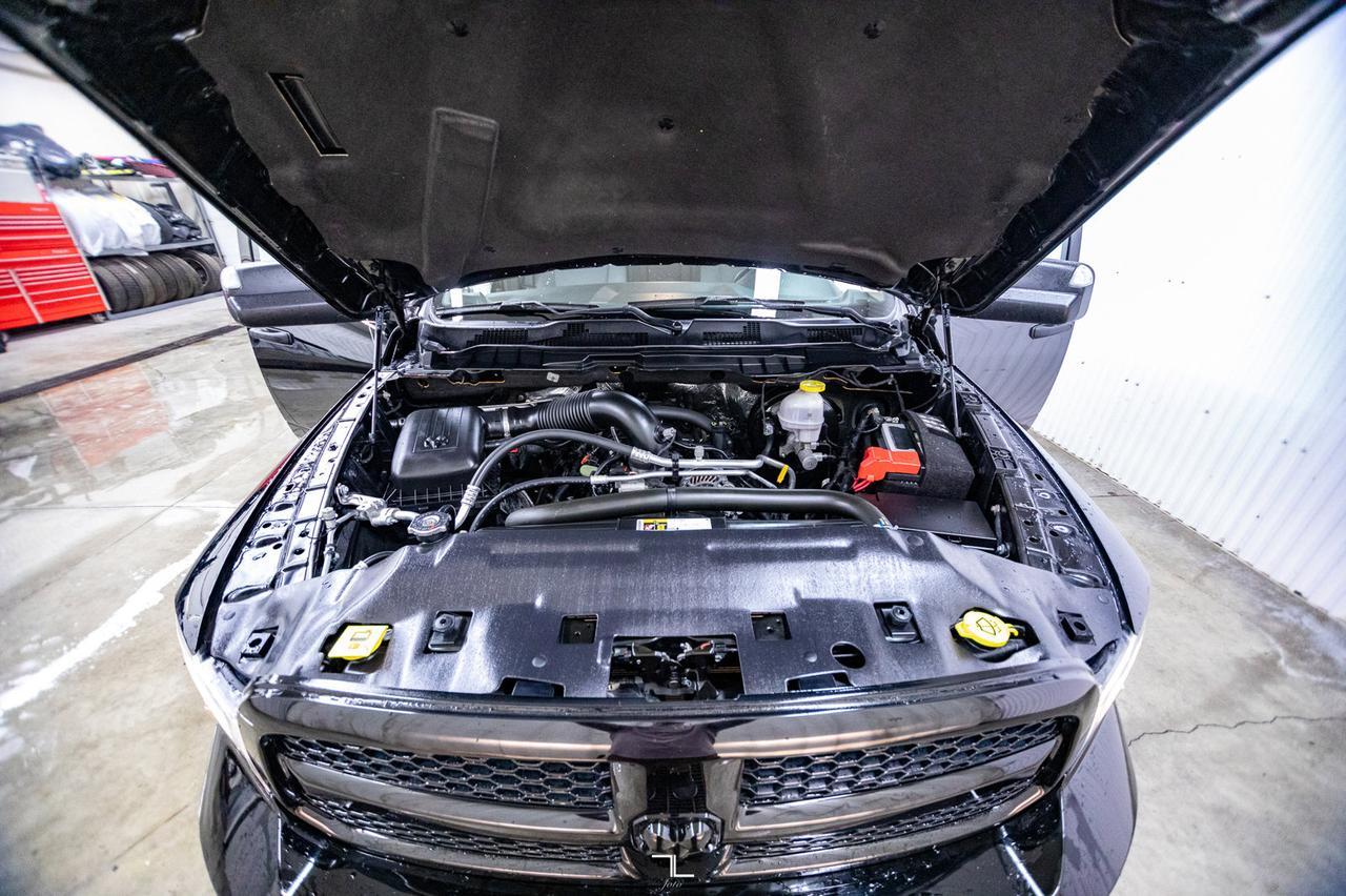 2021 Ram 1500 Classic 4x4 Crew Cab Express Night BCam Red Deer AB