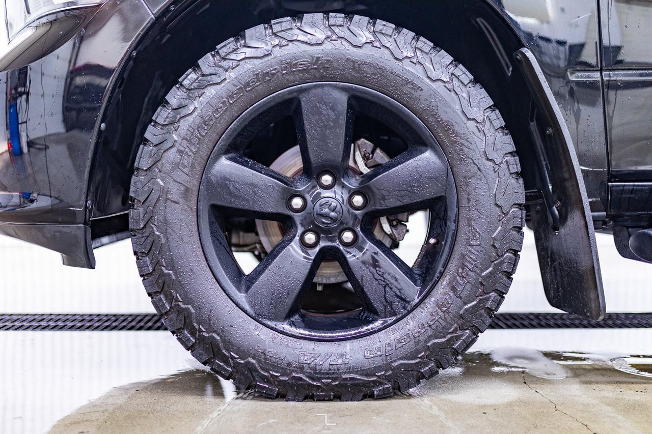 2021 Ram 1500 Classic 4x4 Crew Cab Express Night BCam Red Deer AB
