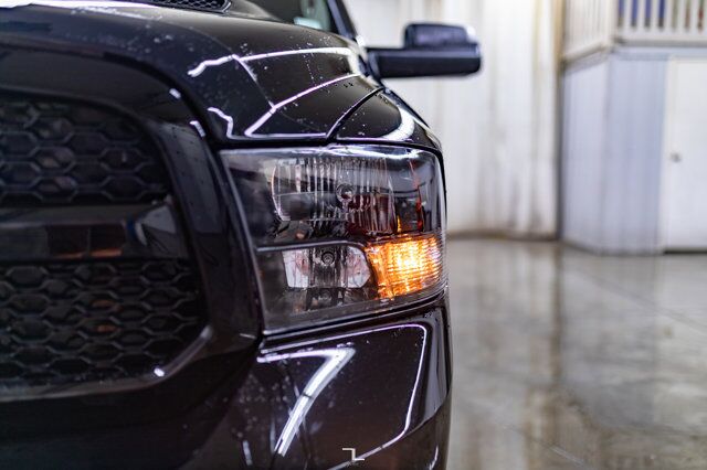 2021 Ram 1500 Classic 4x4 Crew Cab Express Night BCam Red Deer AB