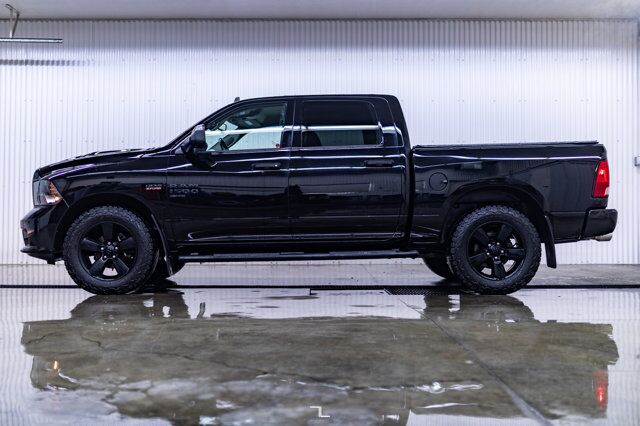 2021 Ram 1500 Classic 4x4 Crew Cab Express Night BCam Red Deer AB