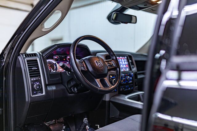 2021 Ram 1500 Classic 4x4 Crew Cab Express Night BCam Red Deer AB