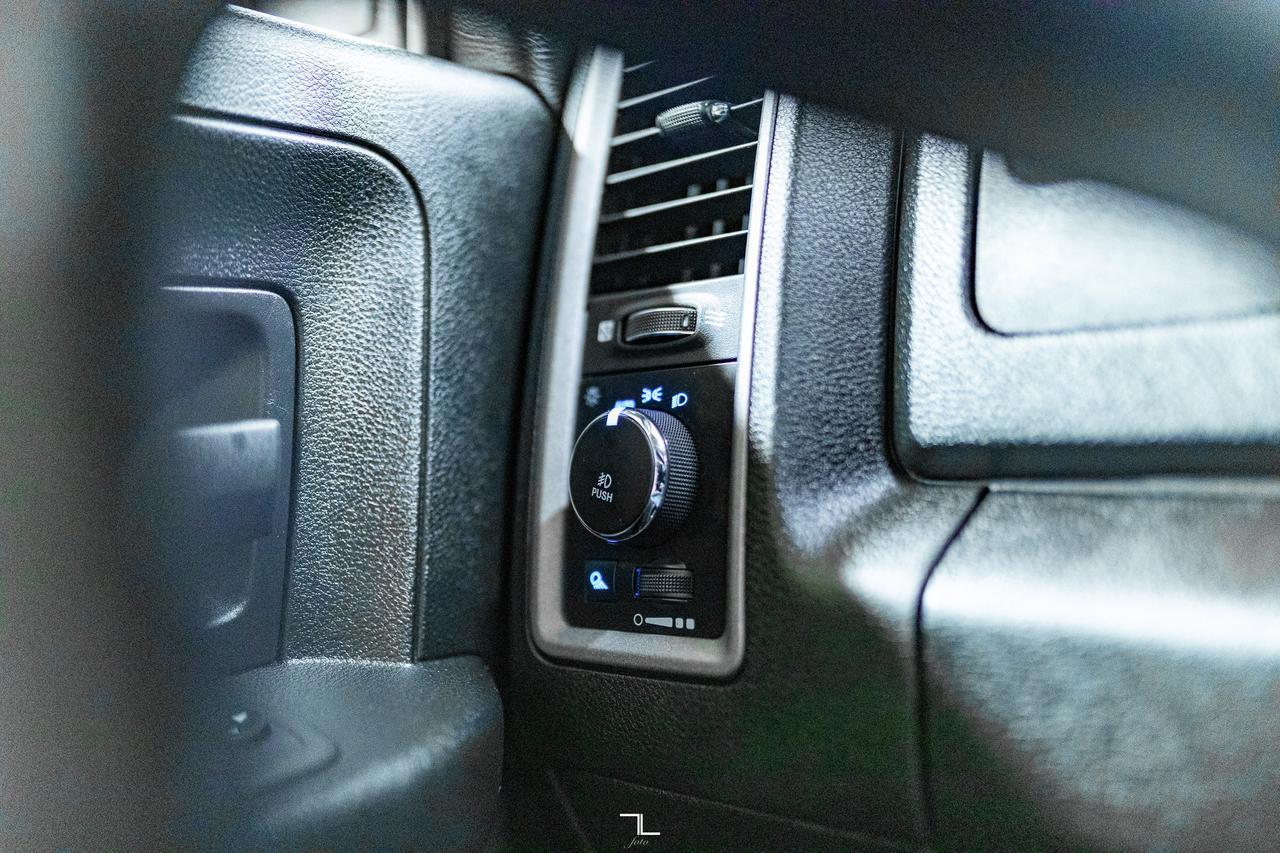 2021 Ram 1500 Classic 4x4 Crew Cab Express PSeat BCam Red Deer AB