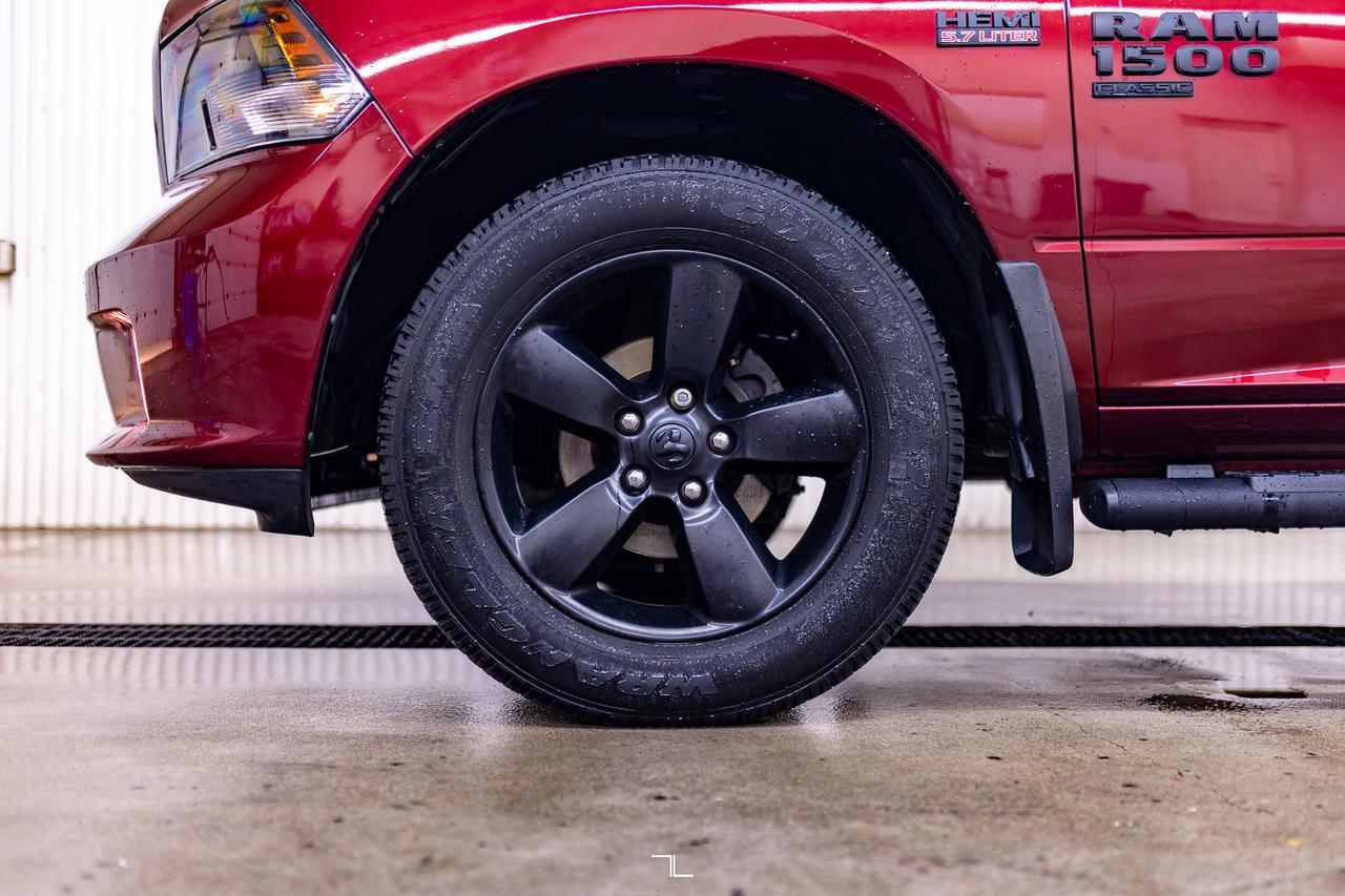 2021 Ram 1500 Classic 4x4 Crew Cab Express PSeat BCam Red Deer AB