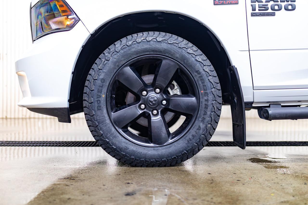 2021 Ram 1500 Classic 4x4 Crew Cab Express PSeat BCam Red Deer AB