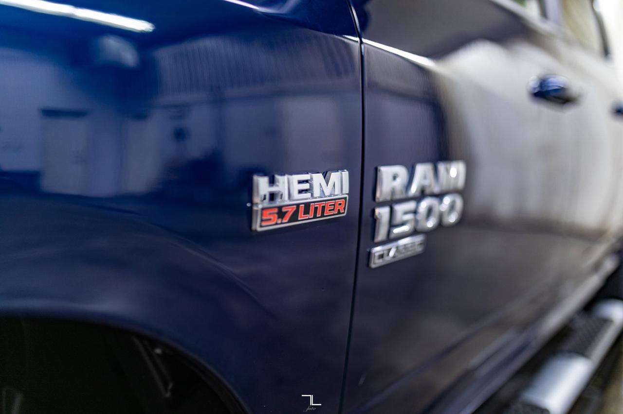 2021 Ram 1500 Classic 4x4 Crew Cab SLT BCam Red Deer AB