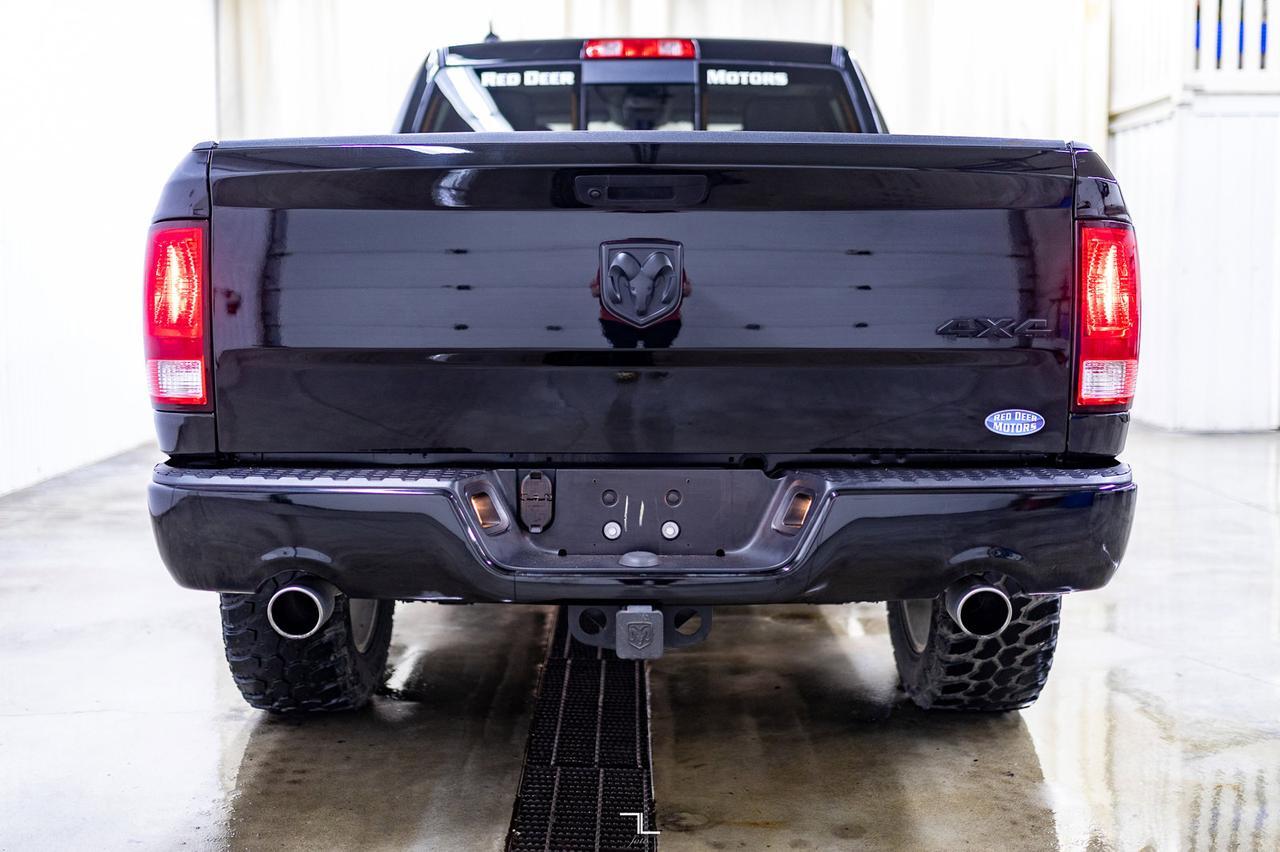 2021 Ram 1500 Classic 4x4 Crew Cab SLT Leather Nav BCam Red Deer AB