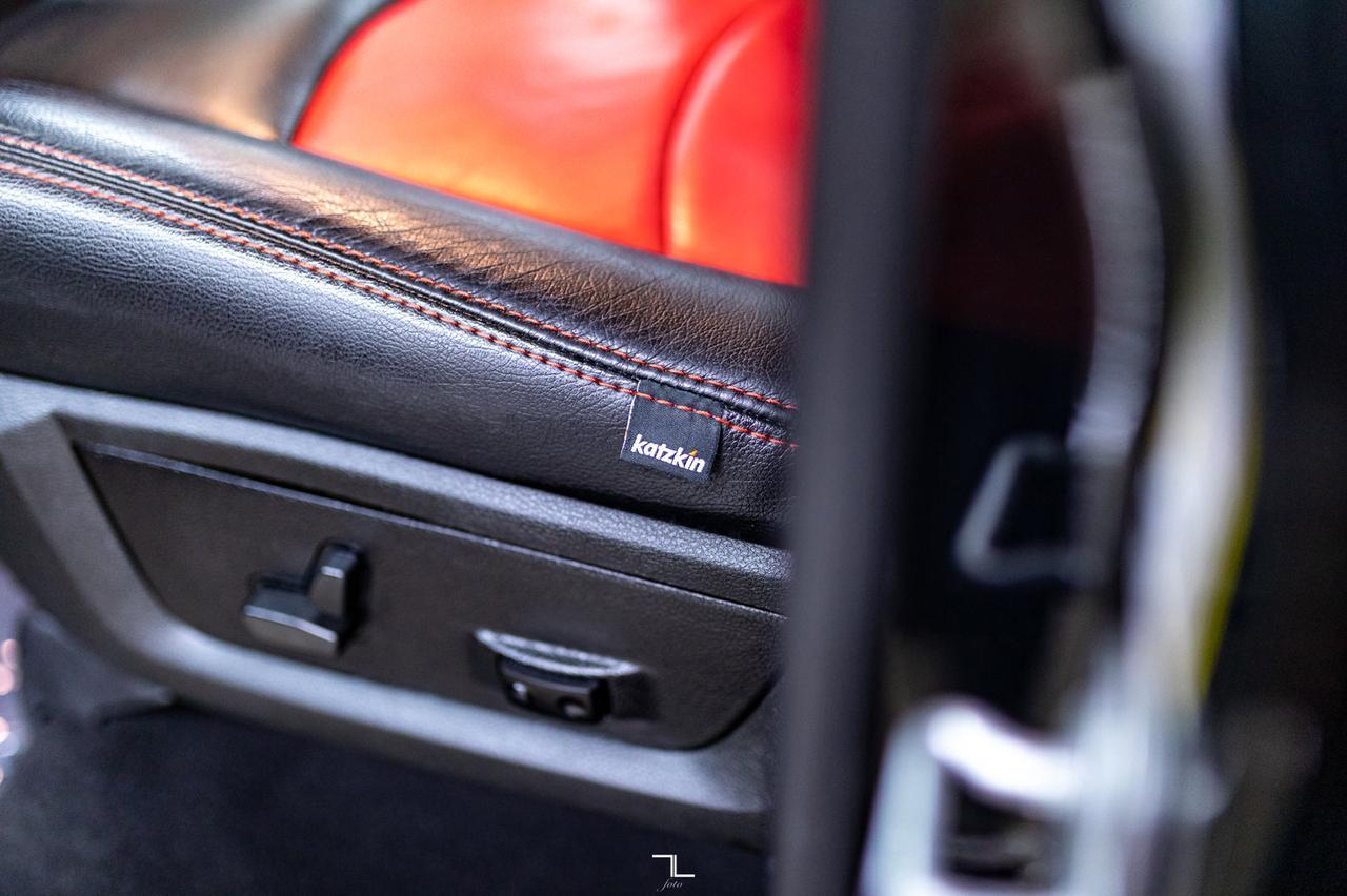 2021 Ram 1500 Classic 4x4 Crew Cab SLT Leather Nav BCam Red Deer AB