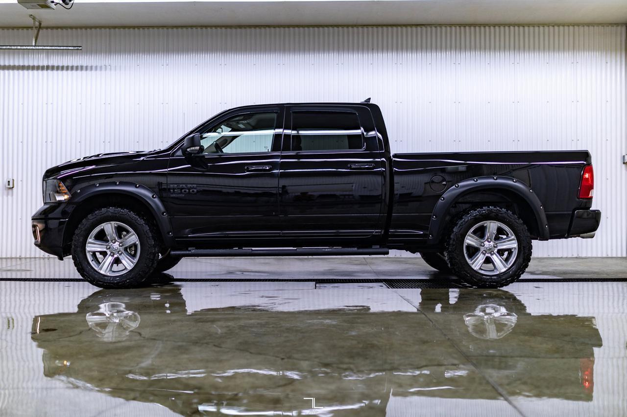 2021 Ram 1500 Classic 4x4 Crew Cab SLT Leather Nav BCam Red Deer AB