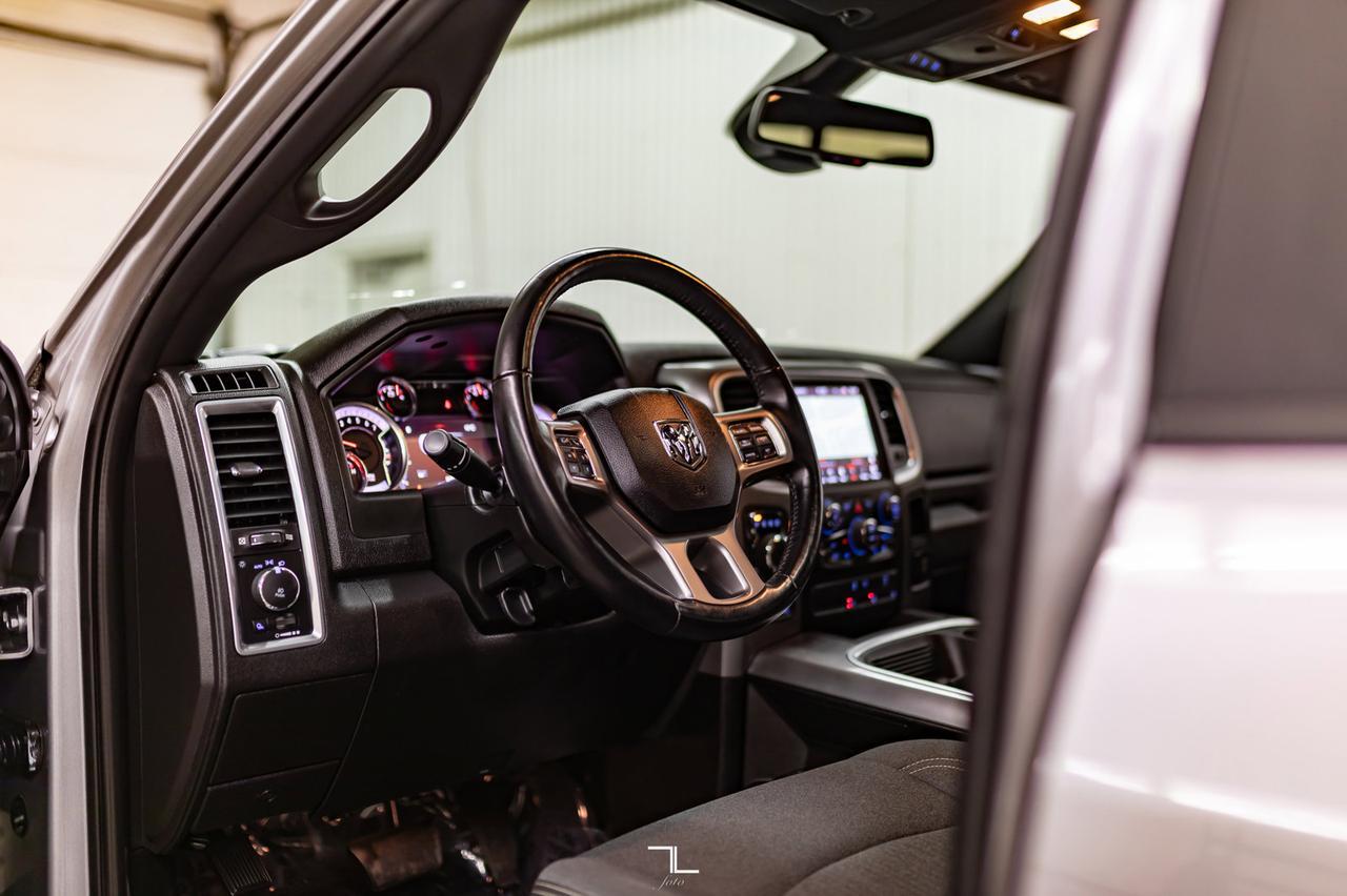 2021 Ram 1500 Classic 4x4 Crew Cab Warlock Nav Roof BCam Red Deer AB