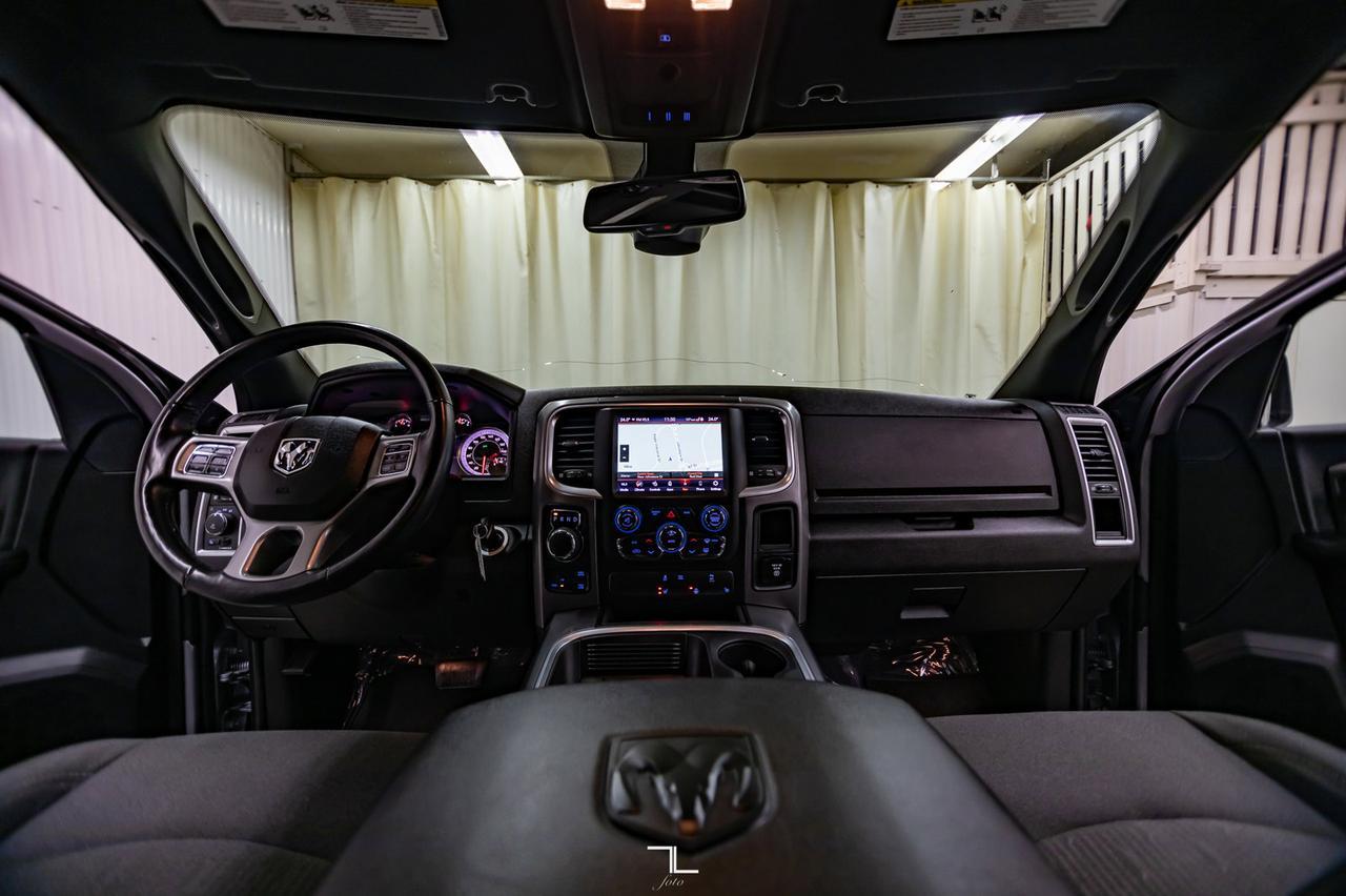 2021 Ram 1500 Classic 4x4 Crew Cab Warlock Nav Roof BCam Red Deer AB