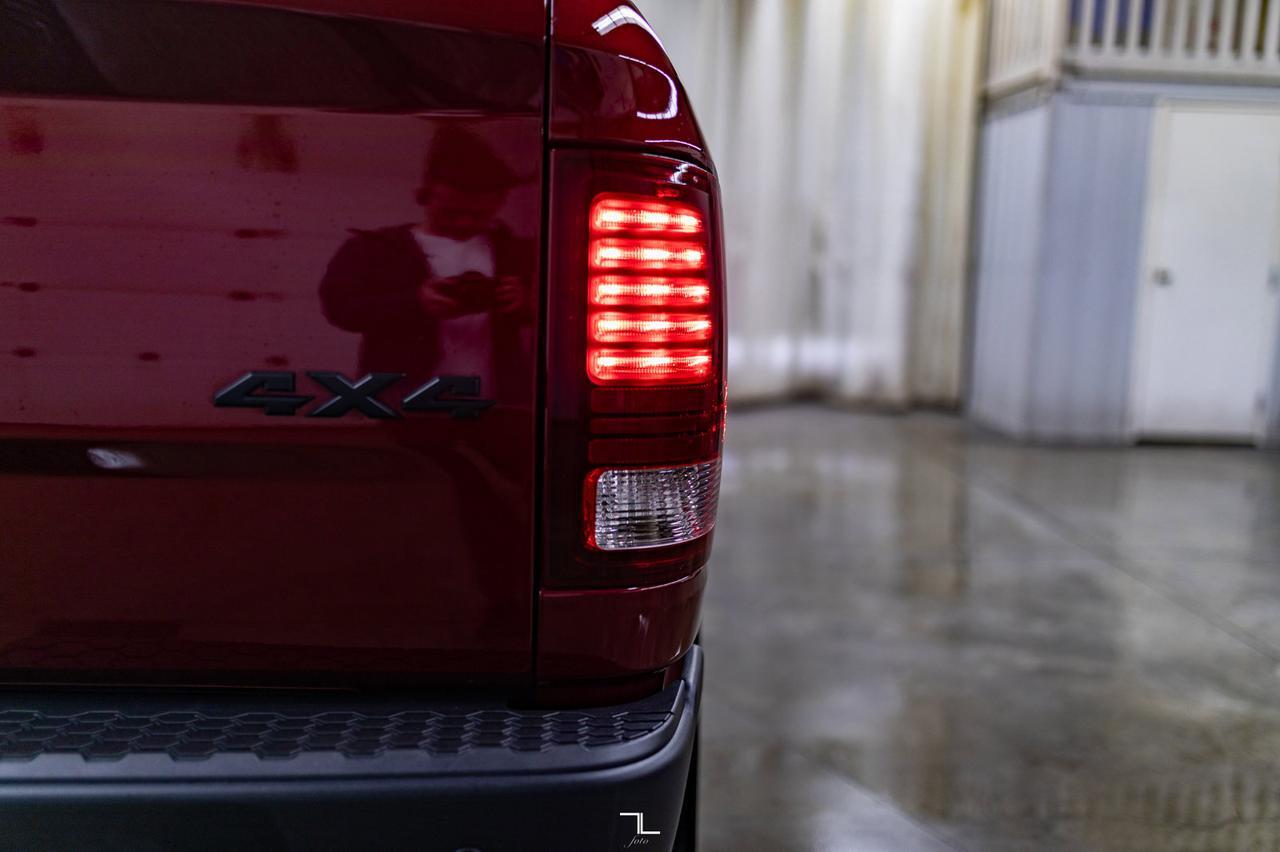 2021 Ram 1500 Classic 4x4 Crew Cab Warlock Nav Roof BCam Red Deer AB