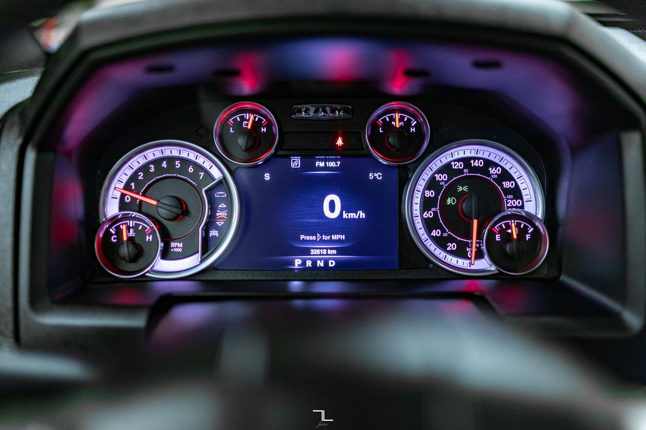 2021 Ram 1500 Classic 4x4 Crew Cab Warlock Nav Roof BCam Red Deer AB