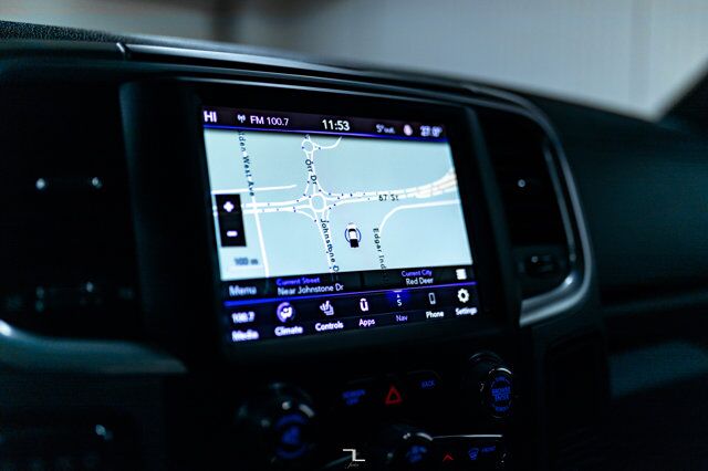 2021 Ram 1500 Classic 4x4 Crew Cab Warlock Nav Roof BCam Red Deer AB