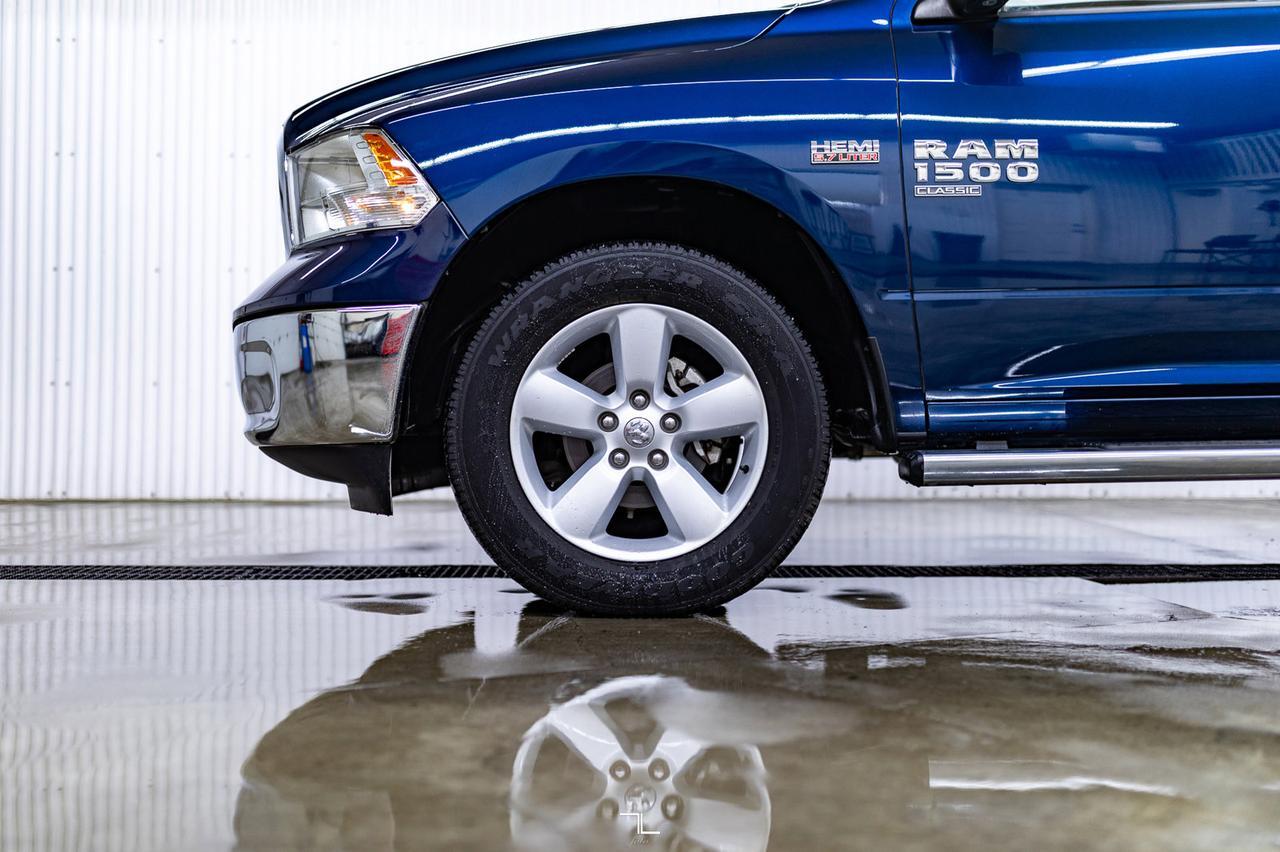 2021 Ram 1500 Classic 4x4 Reg Cab SLT Short Box Nav BCam Red Deer AB