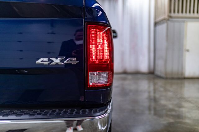 2021 Ram 1500 Classic 4x4 Reg Cab SLT Short Box Nav BCam Red Deer AB