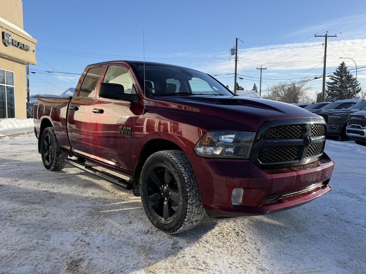 2021 Ram 1500 Classic Express | Night Edition | Quad Cab | Tonneau Cover | Tow Package Redwater AB