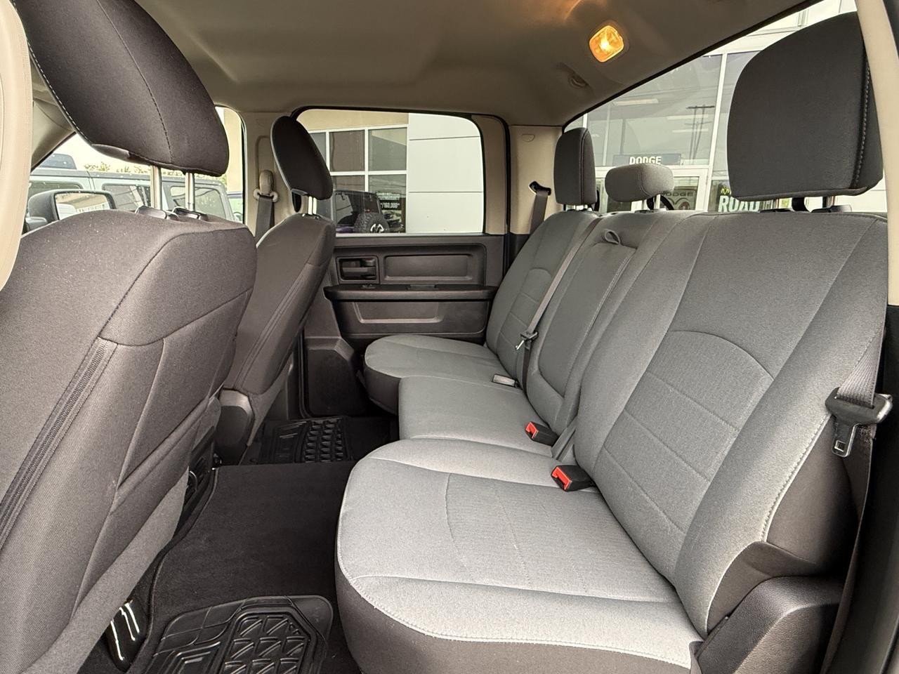 2021 Ram 1500 Classic Express Crew Cab 4x4 | Low KMs | V8 HEMI | Sub Zero Pkg | Heated Seats | Backup Camera Redwater AB