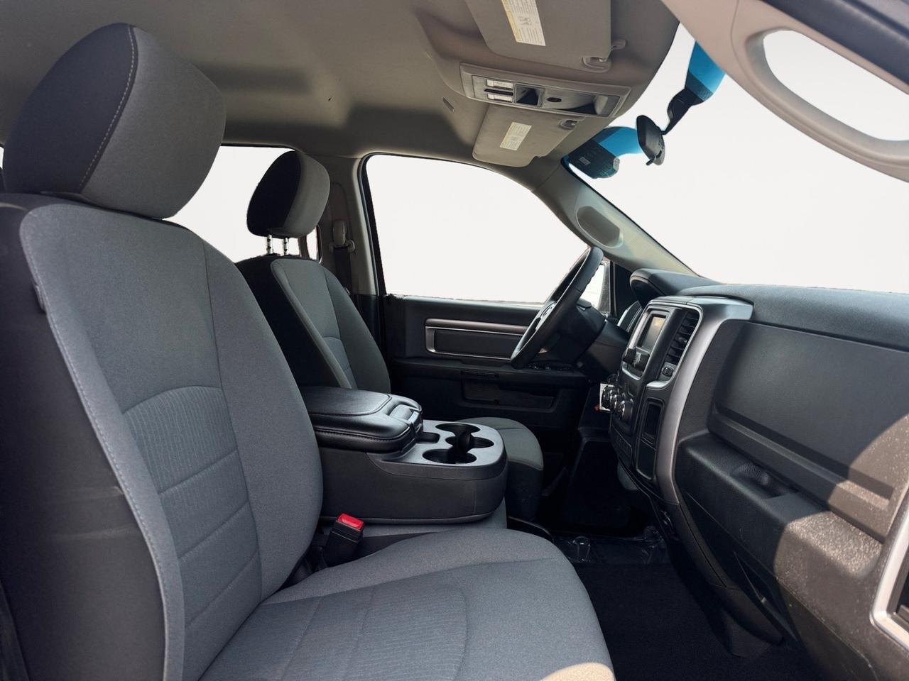 2021 Ram 1500 Classic SLT, 4X4, TOWING PACKAGE, BED LINER, UCONNECT, NAVIGATION, KEYLESS ENTRY, CLEAN CARFAX, DONT WAIT- THIS DEAL WONT LAST LONG!!!! Norfolk VA