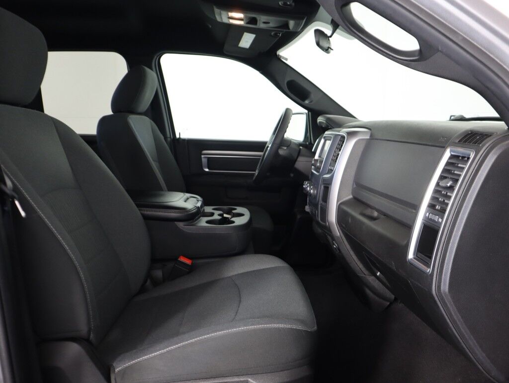 2021 Ram 1500 Classic SLT 4x4 Quad Cab Warlock w/Tech Pkg Maumee OH