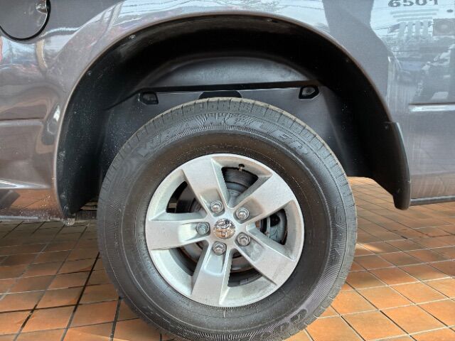 2021 Ram 1500 Classic SLT Crew Cab 4x2 5'7 Box Charlotte NC