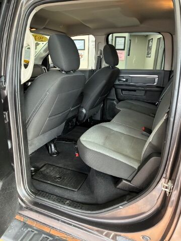 2021 Ram 1500 Classic SLT Crew Cab 4x2 5'7 Box Charlotte NC