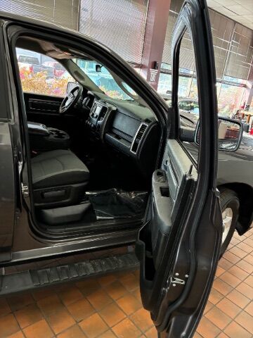 2021 Ram 1500 Classic SLT Crew Cab 4x2 5'7 Box Charlotte NC
