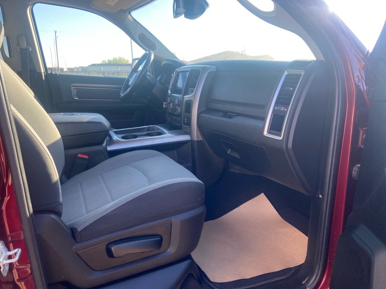 2021 Ram 1500 Classic SLT High Level AB