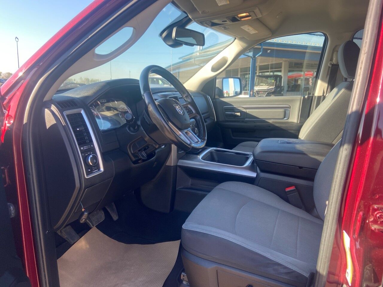 2021 Ram 1500 Classic SLT High Level AB