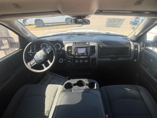 2021 Ram 1500 Classic Tradesman Crew Cab 4x2 5'7 Box