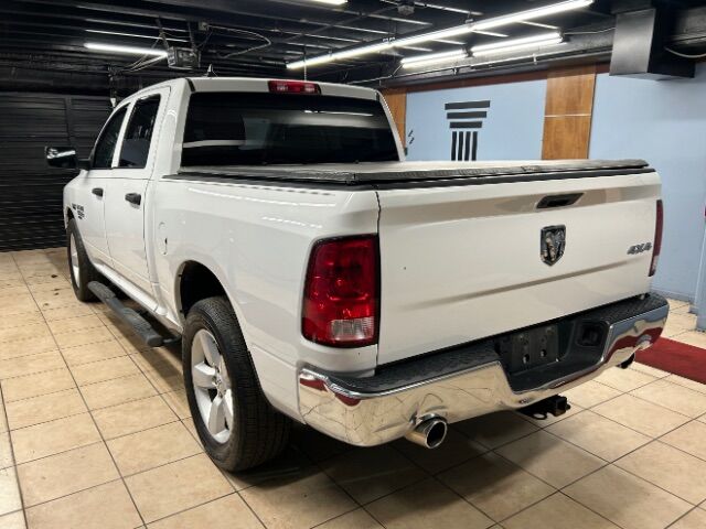 2021 Ram 1500 Classic Tradesman Crew Cab 4x4 5&apos;7 Box