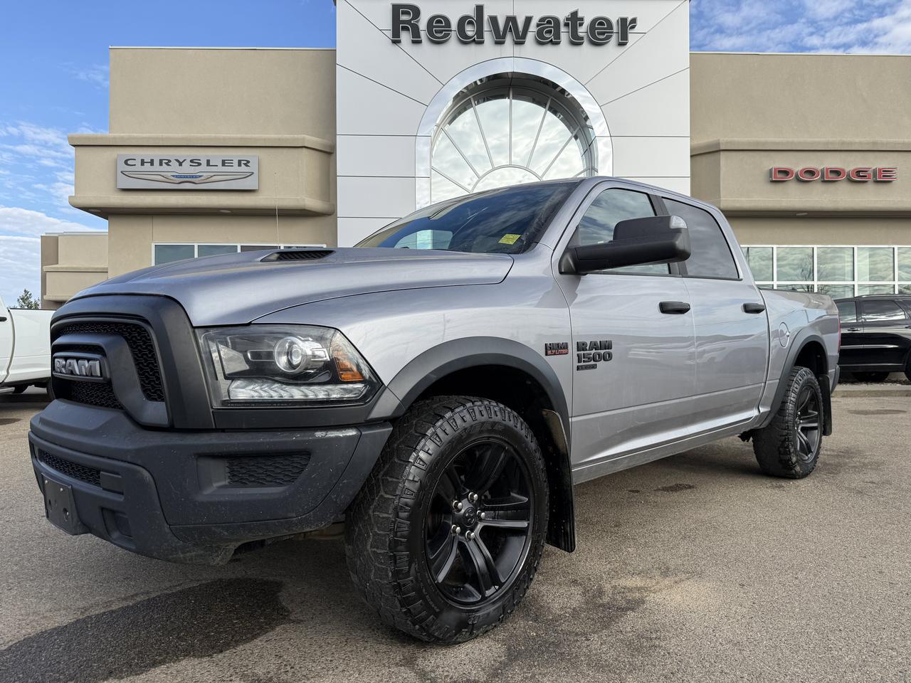 2021 Ram 1500 Classic Warlock Crew Cab 4x4 | HEMI V8 | 20IN Black Wheels | Heated Front Seats | Remote Start | Backup Cam