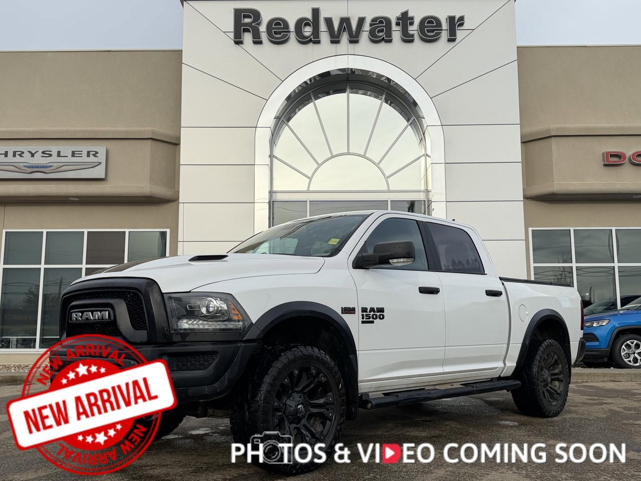 2021 Ram 1500 Classic Warlock Crew Cab 4x4 | HEMI V8 | Front Bench | Sport Hood | NAV