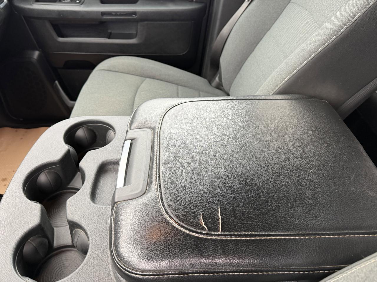 2021 Ram 1500 Classic Warlock Crew Cab 4x4 | HEMI V8 | Front Bench | Sport Hood | NAV Redwater AB