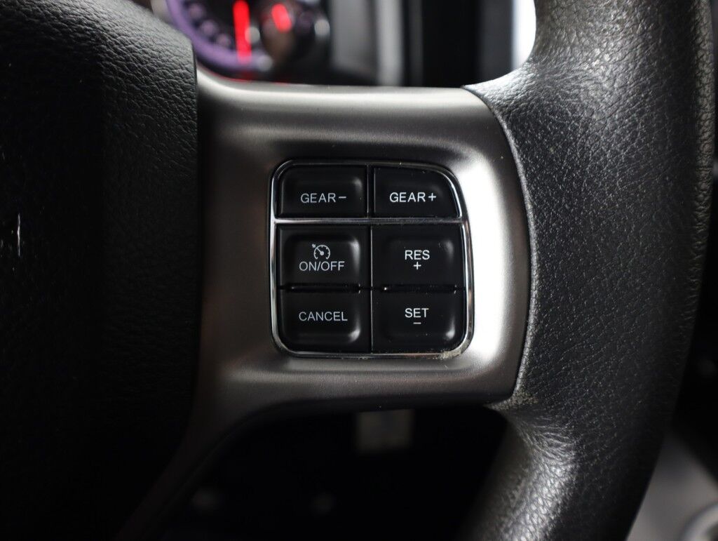 2021 Ram 1500 Classic Warlock Quad Cab 6&apos;4 Box w/Nav/RamBox Maumee OH