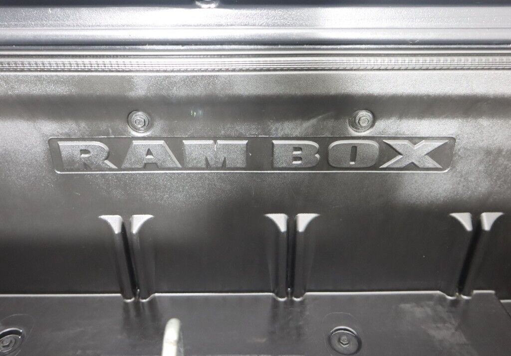 2021 Ram 1500 Classic Warlock Quad Cab 6&apos;4 Box w/Nav/RamBox Maumee OH