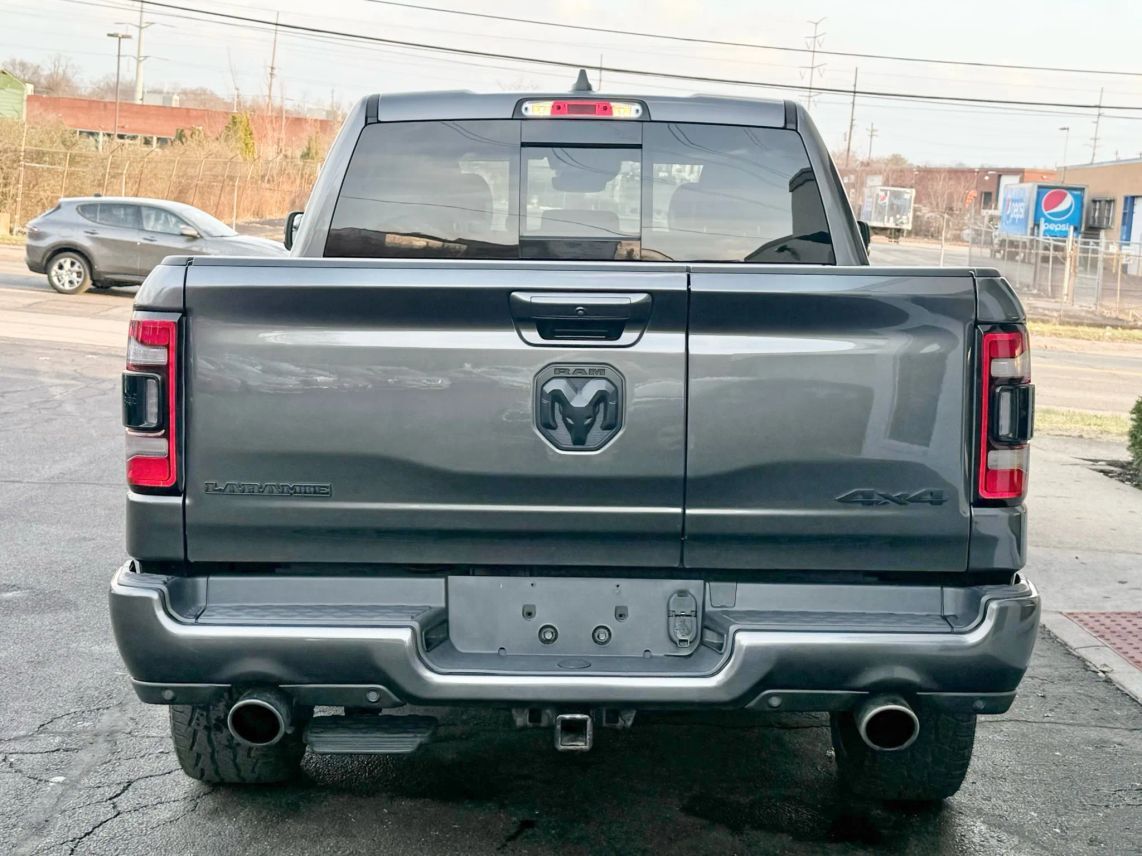 2021 Ram 1500 Crew Cab Laramie Pickup 4D 5 1/2 ft Cincinnati OH