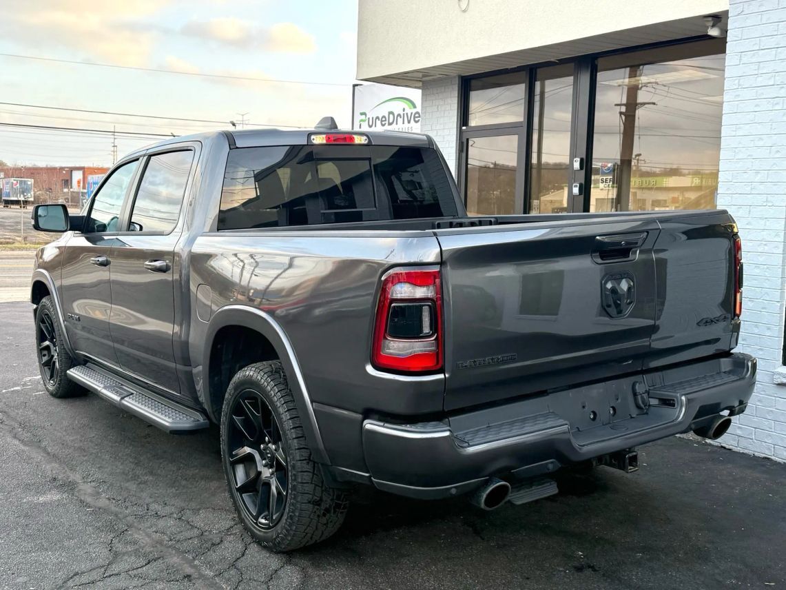 2021 Ram 1500 Crew Cab Laramie Pickup 4D 5 1/2 ft Cincinnati OH