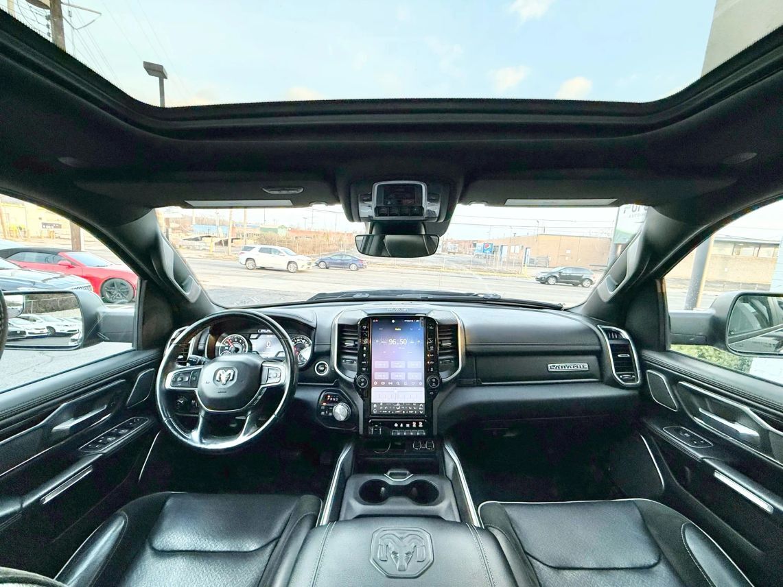 2021 Ram 1500 Crew Cab Laramie Pickup 4D 5 1/2 ft Cincinnati OH