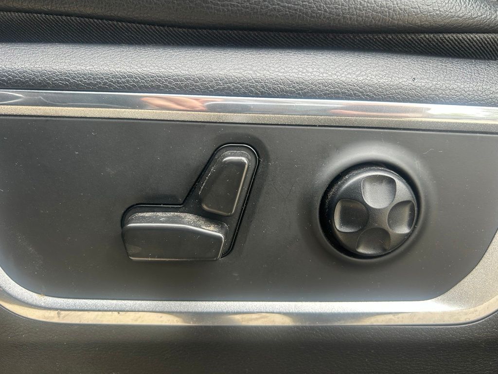 2021 Ram 1500 Laramie Crestwood KY