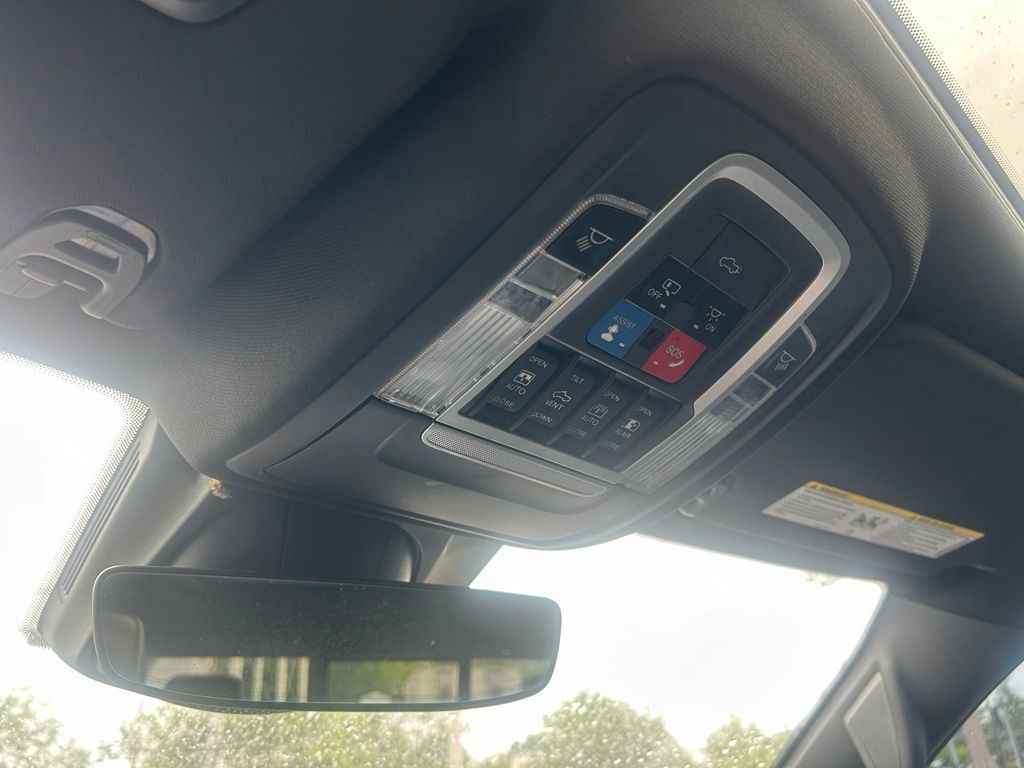 2021 Ram 1500 Laramie Crestwood KY