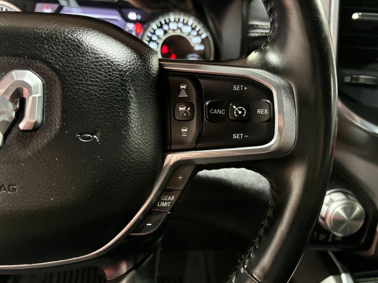 2021 Ram 1500 Laramie Crew Cab 4x4 5&apos;7 Box Franklin OH